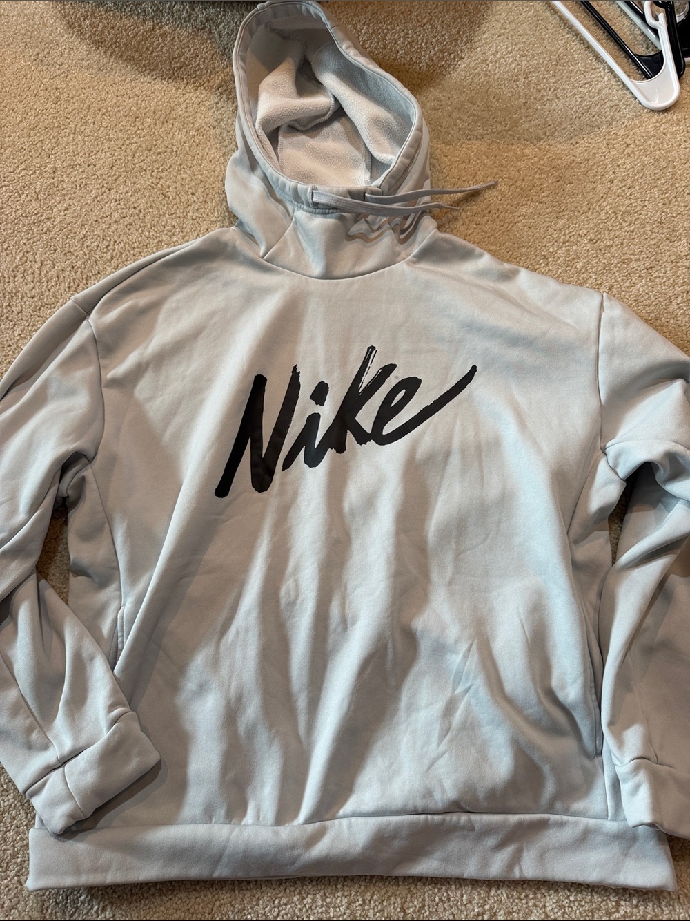 Nike Men’s Light Gray Pullover Hoodie with Black Script Logo